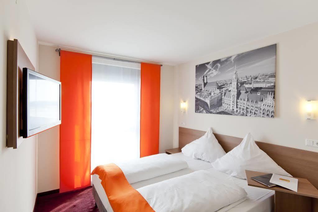 Mcdreams Hotel Moenchengladbach Buitenkant foto
